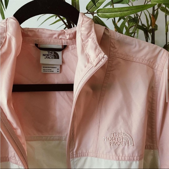 The North Face Light Jacket - Picture 2 of 2